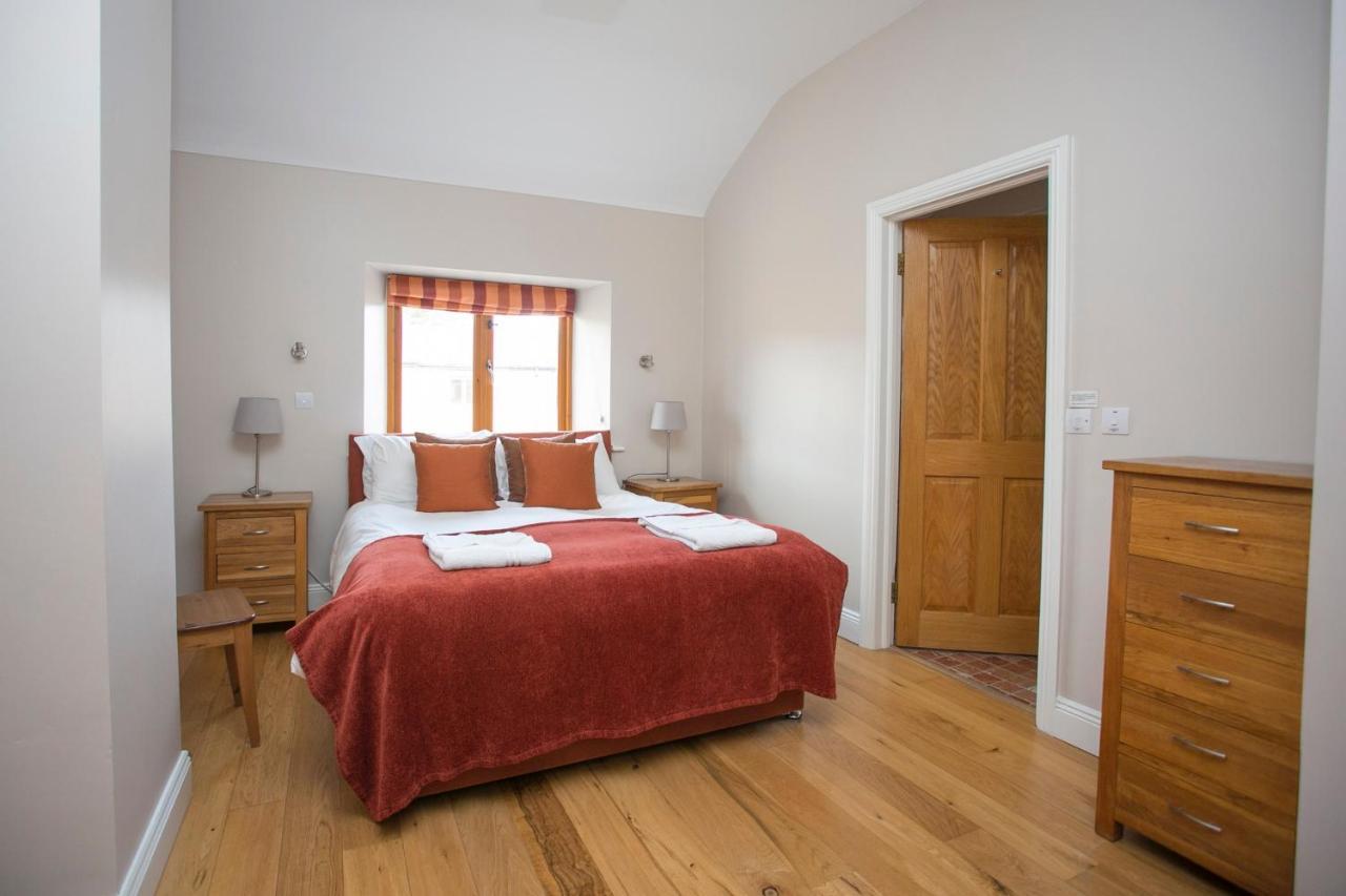 Decoy Country Cottages Navan Eksteriør billede